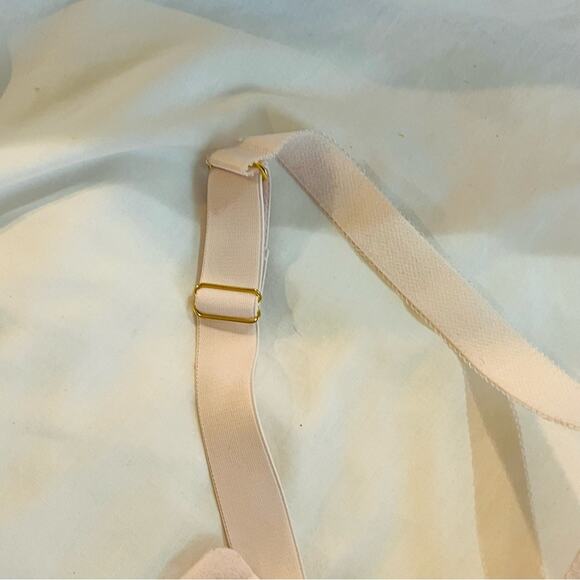 Rachel By Rachel Roy light pink lace padded bra 38DD gold tone accents6 - Picture 12 of 16